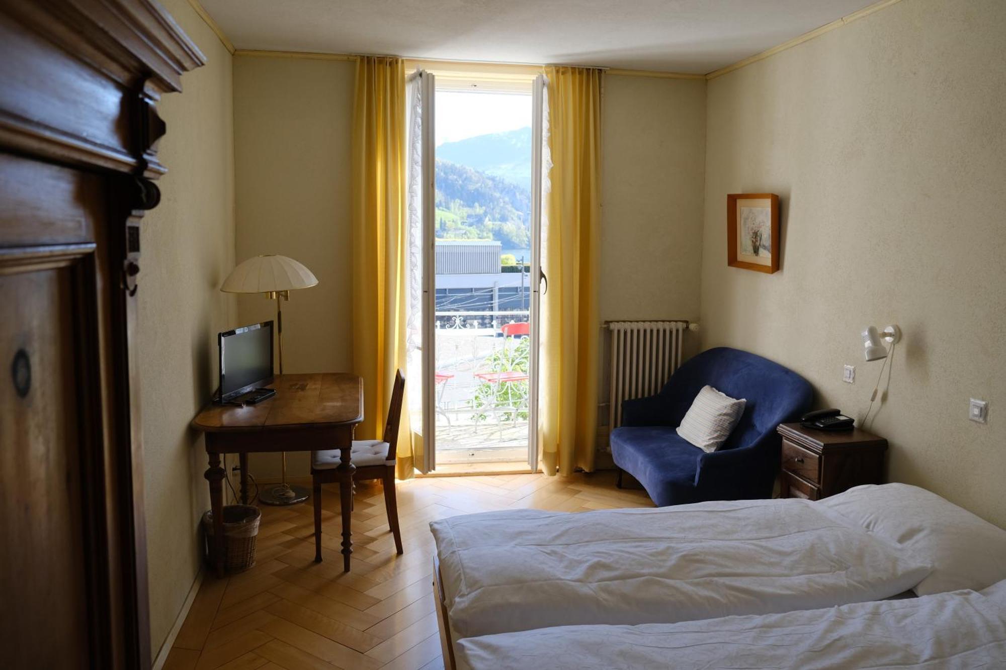 Hotel Terrasse Am See Вицнау Екстериор снимка
